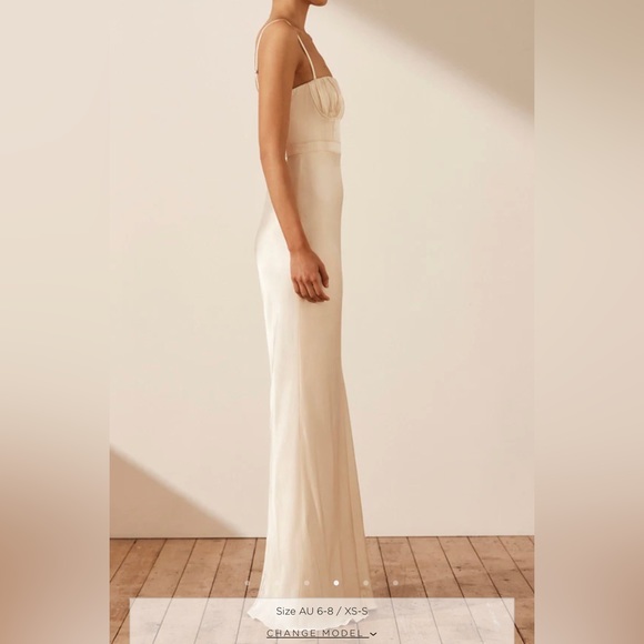 SHONA JOY LA LUNE CORDED RUCHED MAXI DRESS - CREAM, SIZE US 6

WORN ONCE - Picture 3 of 5